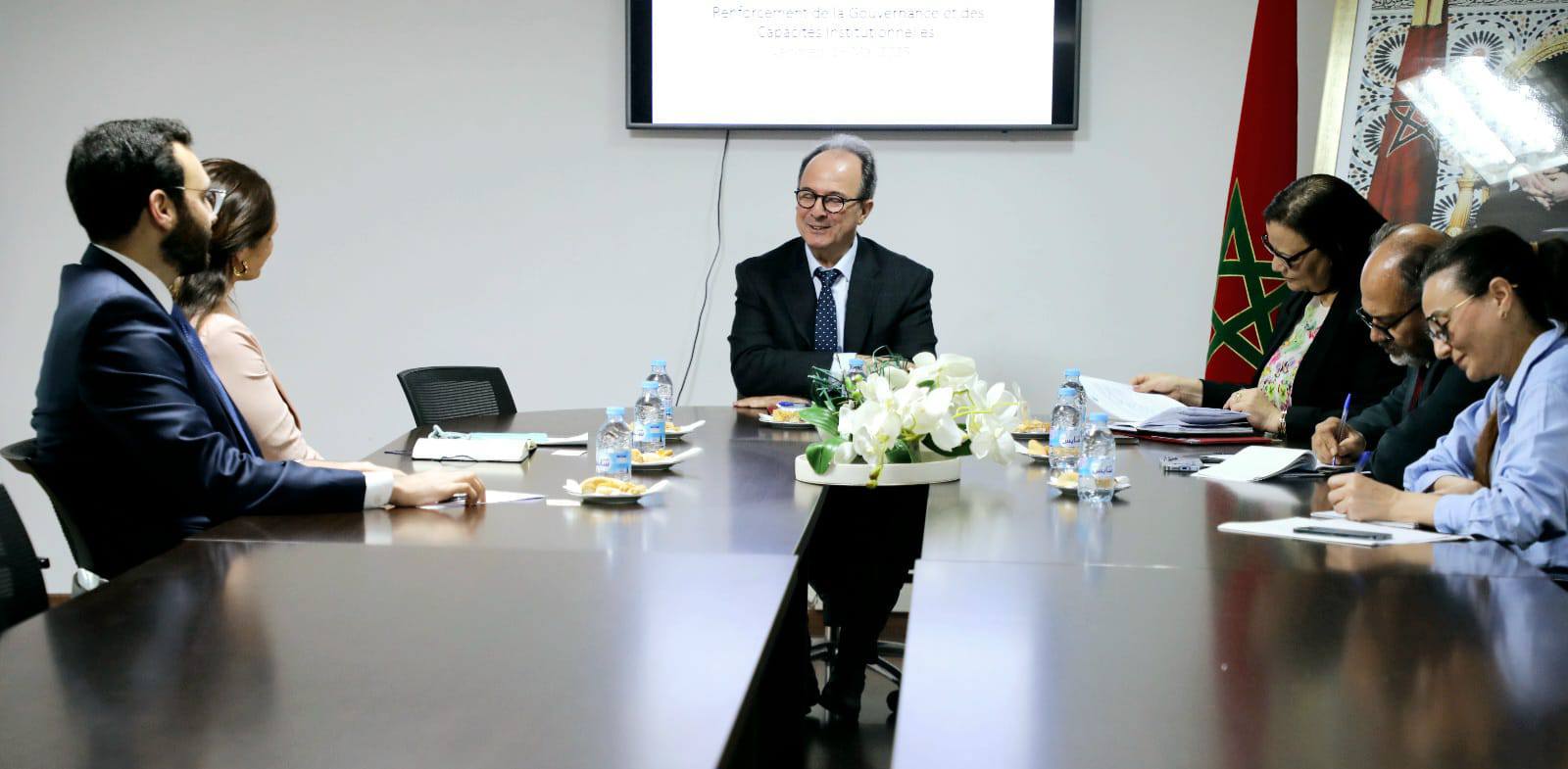 استقبال مسؤولين بمنظمة التعاون الاقتصادي والتنمية